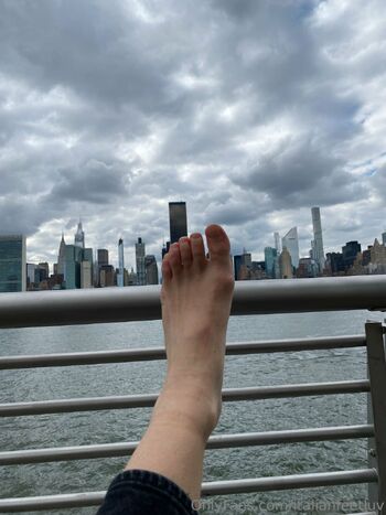 ItalianFeetLu / italianfeetluv / italianfeetlov2 nude photo #21