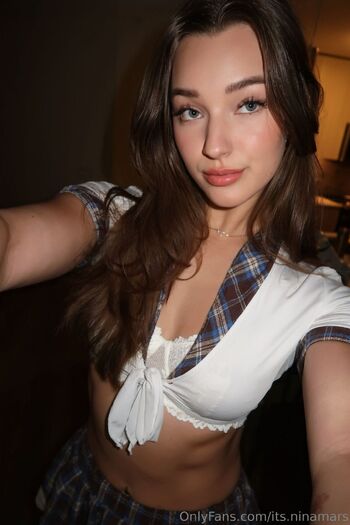 Nina / its.ninamars nude photo #8