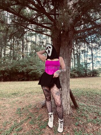 its_badbb / its_bbe / its_bbe1008 / its_badbbe nude photo #3