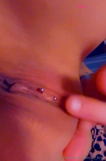 OnlyFans / its_krys nude photo #5