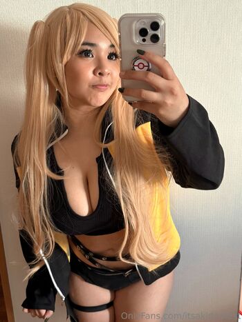 Ak / itsakidearest nude photo #33