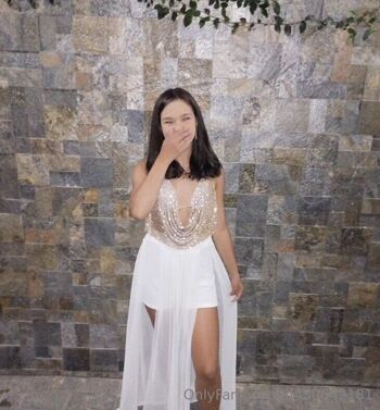 Ana / itsanaxx nude photo #4