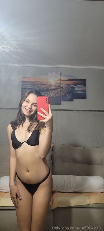 Ana / itsanaxx nude photo #10