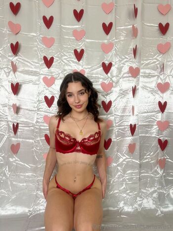 Aria West rated 1college girl on OF / itsariawest nude photo #34