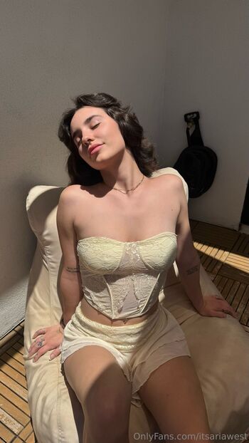 Aria West rated 1college girl on OF / itsariawest nude photo #54