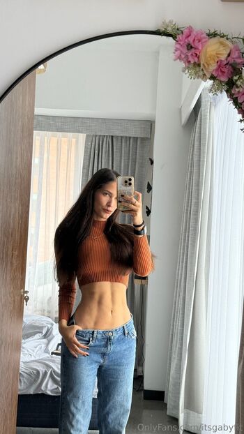Gaby / itsgabyfit nude photo #11
