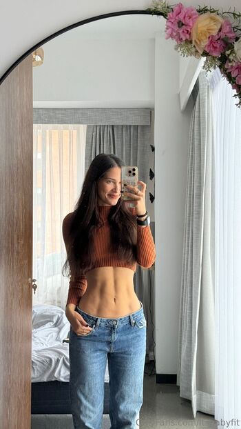 Gaby / itsgabyfit nude photo #18