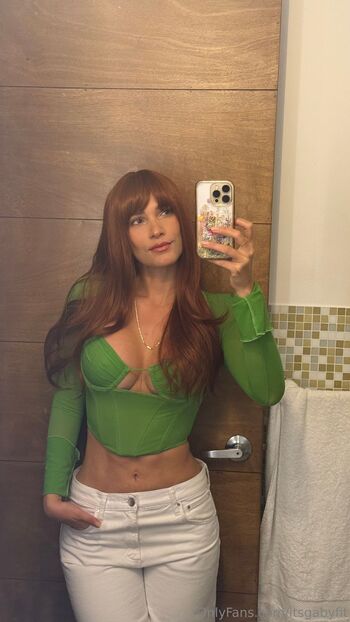 Gaby / itsgabyfit nude photo #22