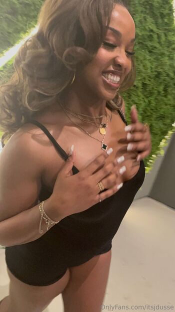 J Duss / itsjdusse nude photo #7