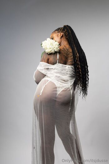 J Duss / itsjdusse nude photo #14