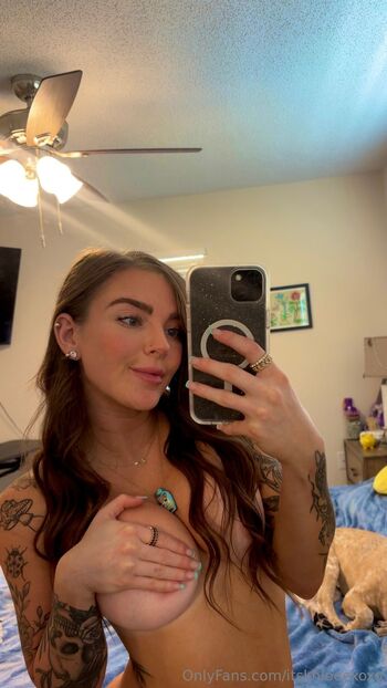 khloe / itskhloeexoxo / sweettcheeksxo nude photo #3