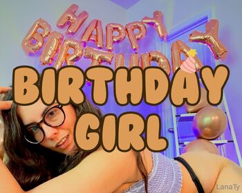 Lana T / itslanaty nude photo #32