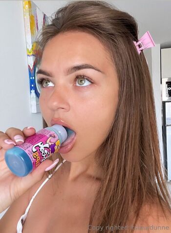 Lauren dunne / itslaurdunne nude photo #7