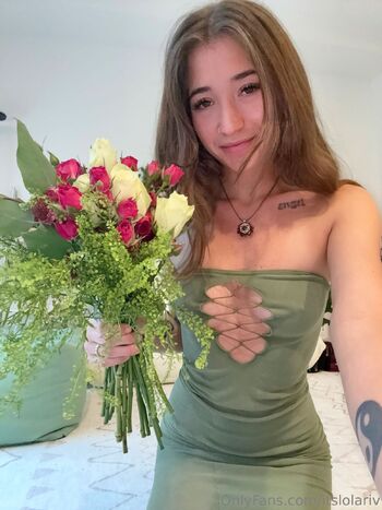 Lola River / itslolariv nude photo #9