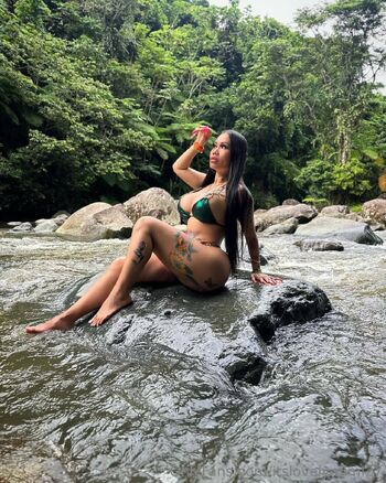 OnlyFans / itslovelymimi27 nude photo #8