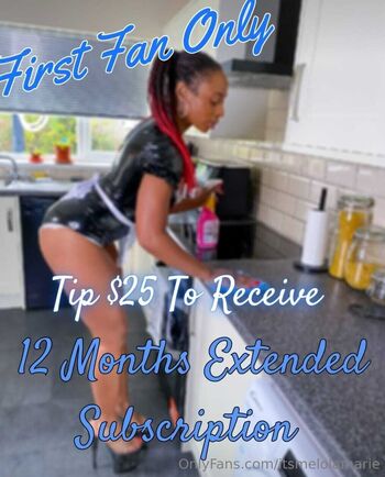 Lola Mari / itsmelolamarie nude photo #15