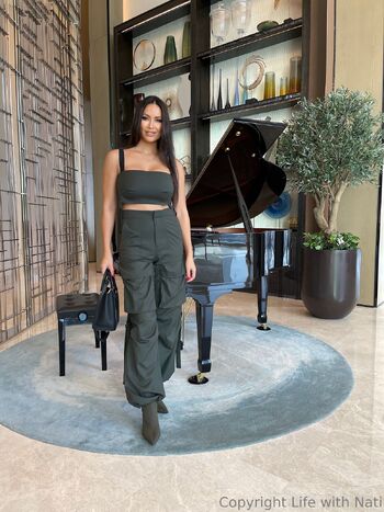 Life with Nat / itsnataliarosetv / itsnataliarose / its_nataliarose nude photo #13