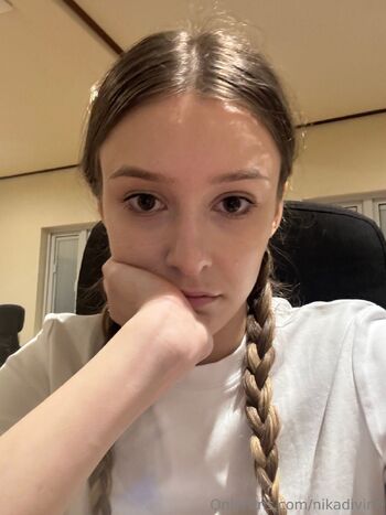 Nika Divine / itsnikadivine nude photo #3