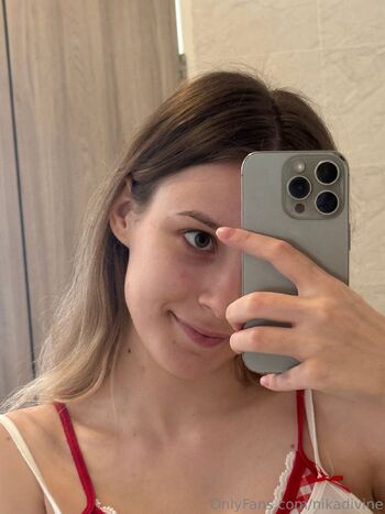 Nika Divine / itsnikadivine nude photo #5