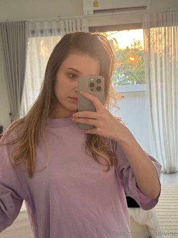 Nika Divine / itsnikadivine nude photo #7