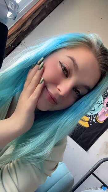 Alexi / itsonlyalexisss nude photo #17