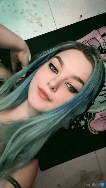 Alexi / itsonlyalexisss nude photo #20