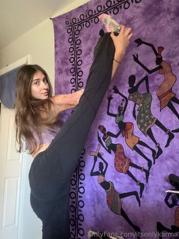 Karma-Kimberl / itsonlykarma nude photo #5