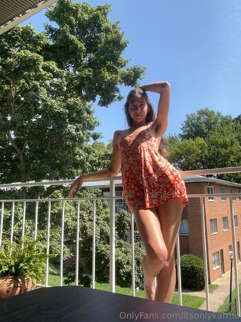 Karma-Kimberl / itsonlykarma nude photo #23