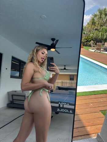 Patikay / itspatikayy nude photo #7