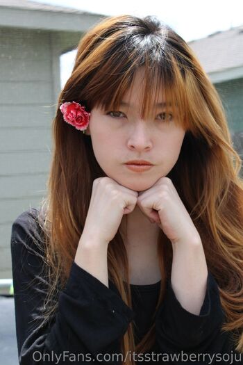 StrawberrySoju / itsstrawberrysoju / itssojutime nude photo #16