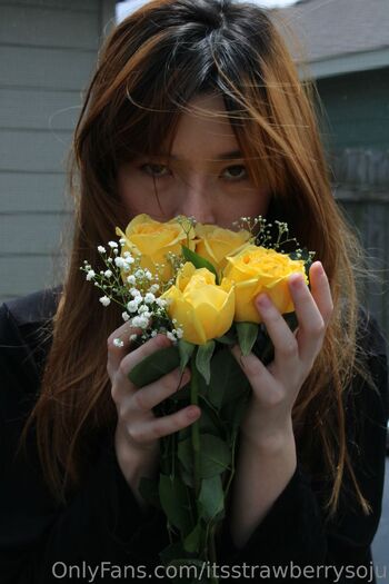 StrawberrySoju / itsstrawberrysoju / itssojutime nude photo #17