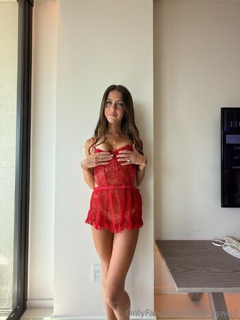 taraswrl / itstaraswrld nude photo #4