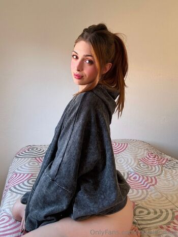 Valery Blak / itsvalerybae nude photo #19