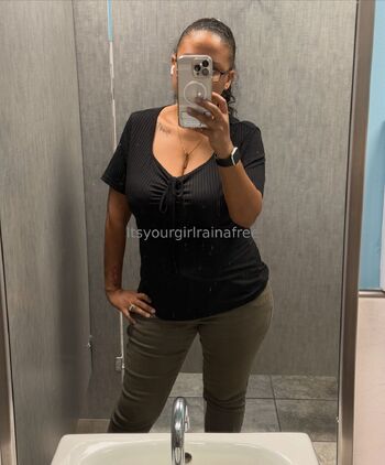 Rain / itsyourgirlrainafree nude photo #2