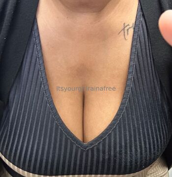 Rain / itsyourgirlrainafree nude photo #27