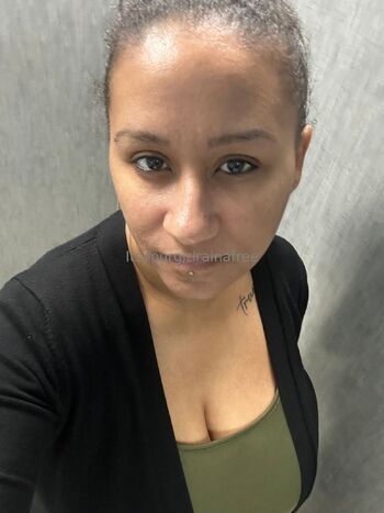 Rain / itsyourgirlrainafree nude photo #35