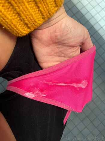 Itty Biddi / itty_b nude photo #37