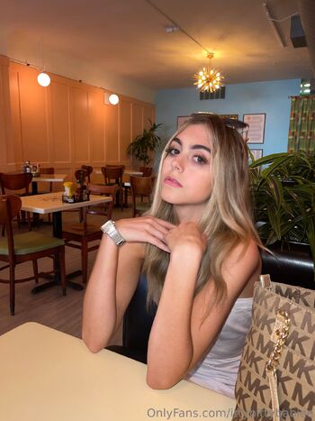 Cloe Lauren / ittybittybabiee nude photo #30