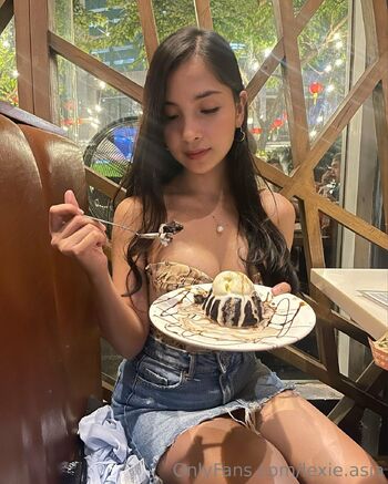 Ivony Kitten / ivonykitten / ivony_kittenlove nude photo #10