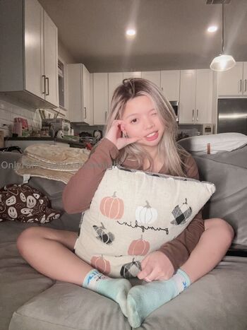 ASMR Queen Ivory / ivoryxxnight / ivoryxnight / ivorynight1 nude photo #5