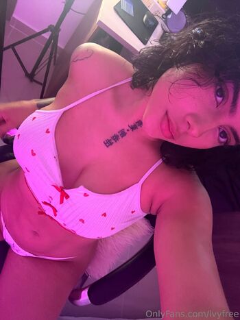 Ivy / ivyfree nude photo #1