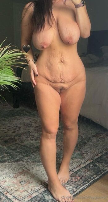 Ivy Grace / ivygxoxo nude photo #21