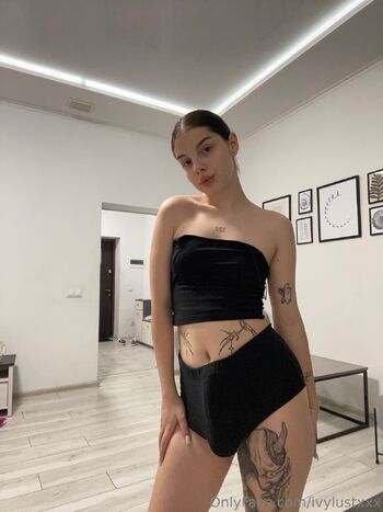 Ivy Lus / ivylustxxx nude photo #2
