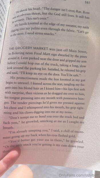 DizzyIzzyBut / izzybutt / dizzyizzybutt / izzybuttt / dizzzyizzzzy / izzy_butt nude photo #20