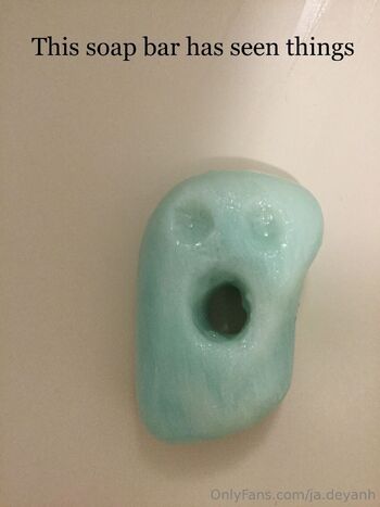 JadeyAn / ja.deyanh nude photo #4