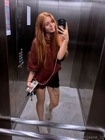 Jane / jaane_18 nude photo #4