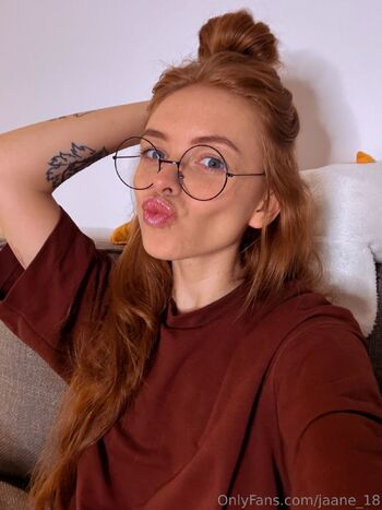 Jane / jaane_18 nude photo #14