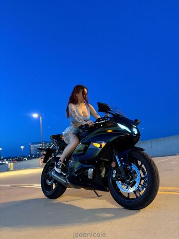 jade / jade.nicoleee nude photo #3