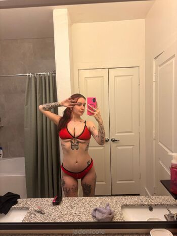 jade / jade.nicoleee nude photo #4
