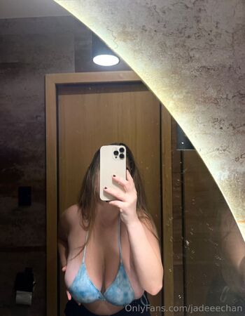 Jade / jadeeechan nude photo #1